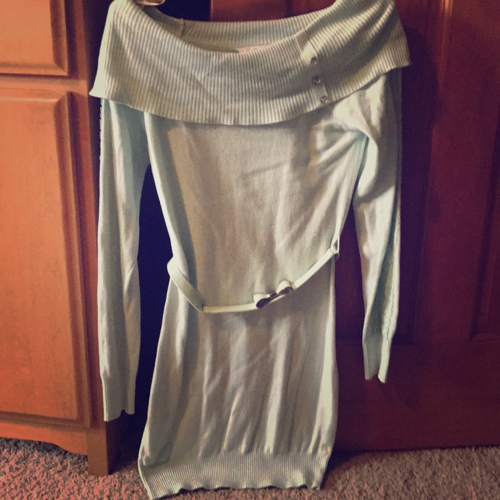 Mint green long sleeve tight fitted dress